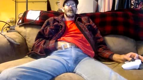 chrisintn online show from October 7, 5:17 pm