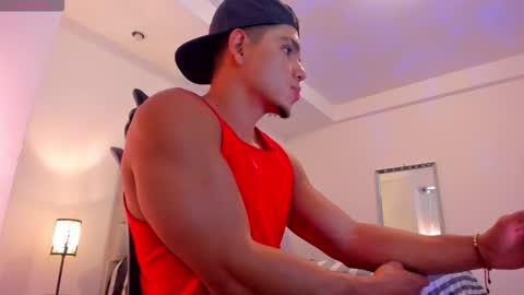 chrismorgan24 online show from March 22, 9:20 pm