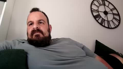 chris  ole online show from April 28, 4:11 pm