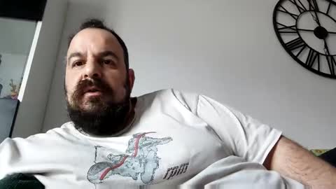 chris  ole online show from February 25, 9:32 am