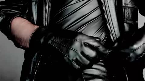 CHRIS  INDEPENT MODEL online show from December 5, 11:45 pm