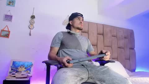 christopher online show from May 26, 9:55 pm