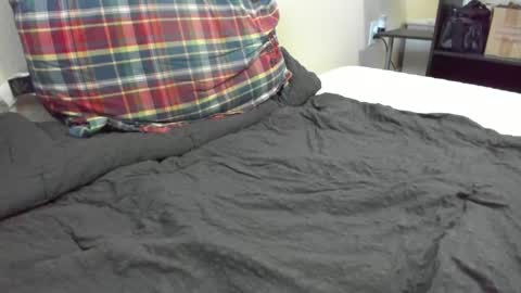 christopherpike online show from December 6, 8:40 pm