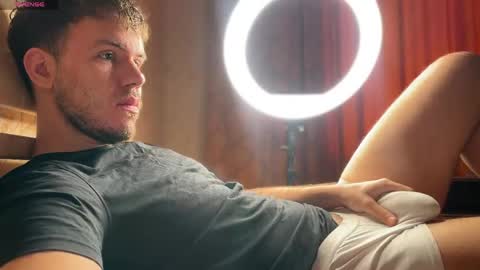 Christopher online show from April 18, 7:21 am