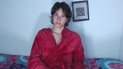 cirosky_elchicopolla online show from March 21, 6:39 am