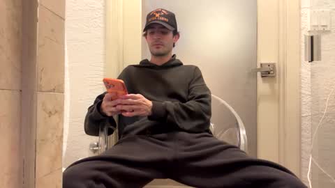 ckeefer96 online show from April 9, 1:36 am