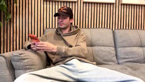 ckeefer96 online show from March 17, 9:50 pm