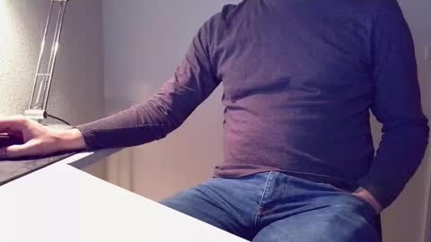 clamshive7 online show from November 16, 1:41 am