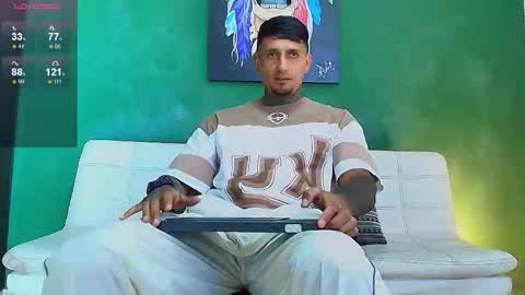 Juanpaindependent model online show from March 20, 8:01 pm