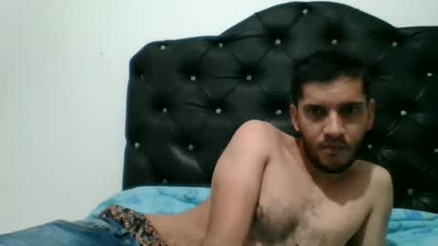 Snapshot of clickeame chatting on October 22, 12:42 pm clickeame online show from October 22, 12:42 pm