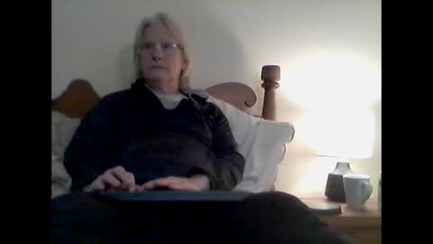 clitboy658752 online show from March 17, 6:21 pm