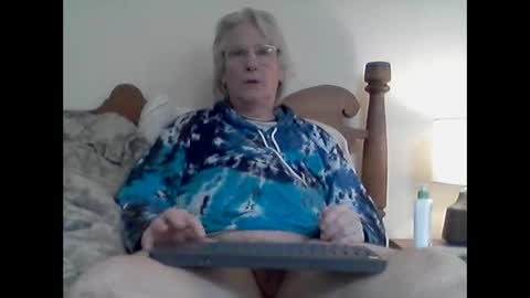 clitboy658752 online show from March 22, 6:35 pm