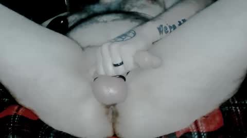 Snapshot of cloudty chatting on October 9, 3:11 am Ty online show from October 9, 3:11 am