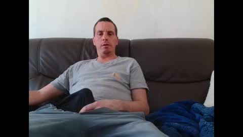 Snapshot of clouplefun chatting on October 8, 11:58 am clouplefun online show from October 8, 11:58 am