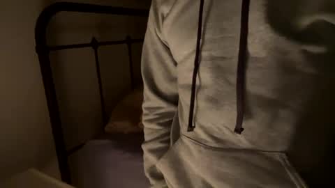 Snapshot of clt789 chatting on December 10, 4:24 am clt789 online show from December 10, 4:24 am