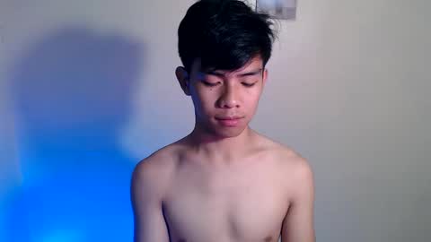 clyde_twinkx online show from June 8, 10:27 am