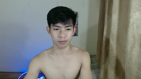 clyde_twinkx online show from March 1, 7:24 pm