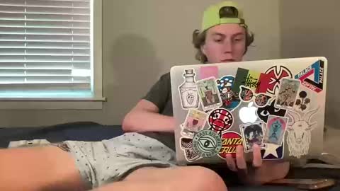 Clyde Austin online show from October 15, 9:11 pm