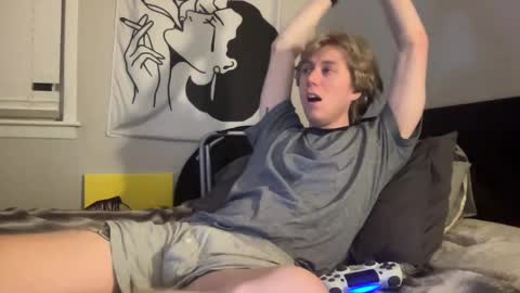 Clyde Austin online show from December 10, 3:08 am