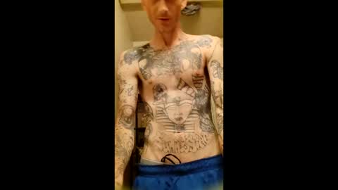 codywatters14 online show from April 20, 6:27 am