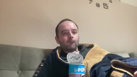 colambus83 online show from April 18, 7:18 pm