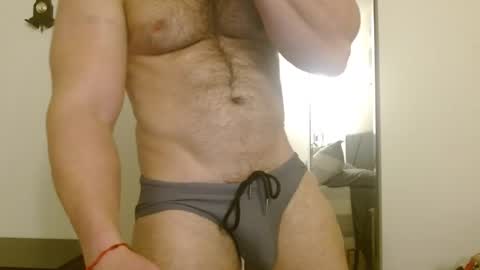 Snapshot of colbymoney chatting on January 18, 2:29 am Colby big dick money online show from January 18, 2:29 am