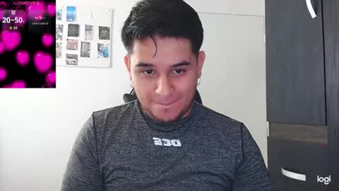 colin_lewisss online show from January 7, 11:10 pm