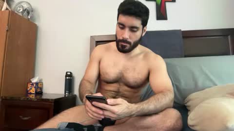 colombianstud94 online show from June 15, 9:40 pm