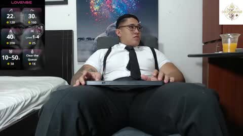 coltonmassif_ online show from May 31, 2:38 pm