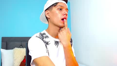 Connor online show from February 1, 6:51 pm