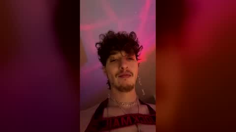 connorquinn_ online show from December 4, 10:22 am