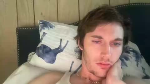 Snapshot of conortho96 chatting on March 2, 11:41 am conortho96 online show from March 2, 11:41 am