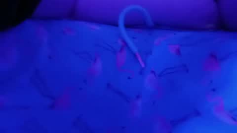 CoolBoyBabe online show from January 1, 1:37 am