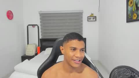 Ethan  online show from January 18, 11:51 pm