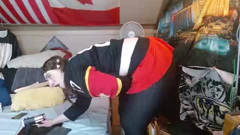 cosmicjones88 online show from July 4, 1:14 pm