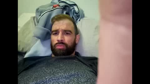 cozzyfella97 online show from October 6, 11:20 pm