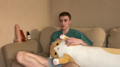 Snapshot of crazybottom99 chatting on January 3, 3:55 pm Alex online show from January 3, 3:55 pm