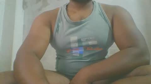 crazzy_booy online show from February 18, 4:10 am