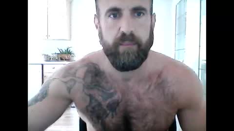 creatureofbeauty online show from April 15, 9:26 pm