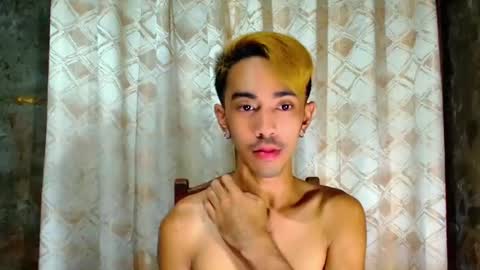 crocodale online show from December 18, 2:02 pm