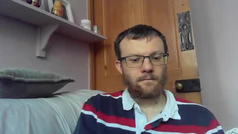 Snapshot of cropper4fun chatting on November 1, 11:36 am Cropper online show from November 1, 11:36 am