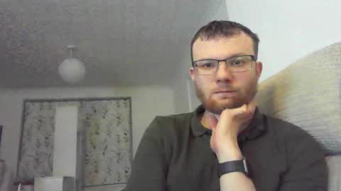 Snapshot of cropper4fun chatting on February 17, 8:36 pm Cropper online show from February 17, 8:36 pm