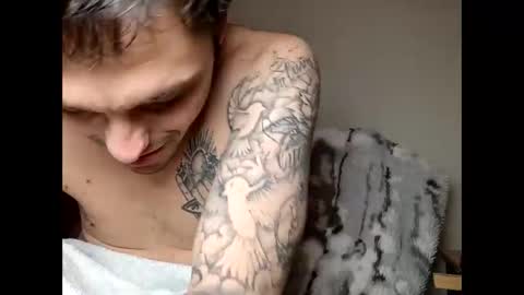 crossbo112293 online show from March 8, 7:56 am