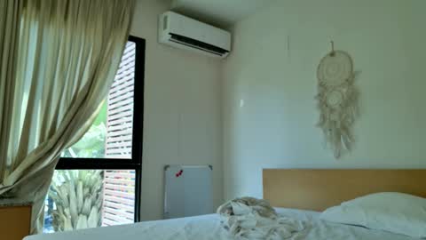 Lin inst lingoodyy online show from January 12, 7:34 am