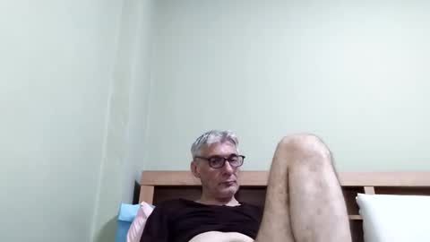 BIG UNCUT HARD COCK online show from December 20, 3:02 am