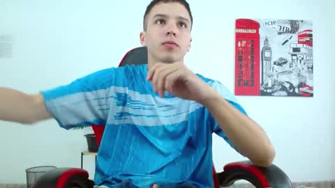 cumandres online show from October 24, 2:08 pm