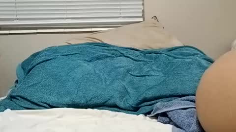 Snapshot of cumforever69 chatting on September 21, 5:18 am cumforever69 online show from September 21, 5:18 am