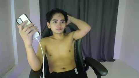 Snapshot of cummingyu chatting on December 8, 6:54 am cummingyu online show from December 8, 6:54 am