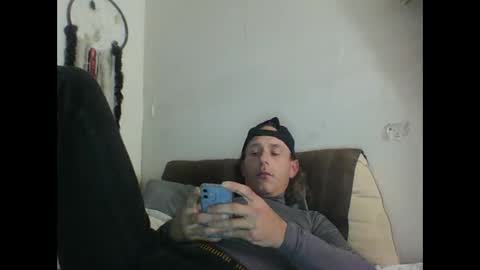 cumslutboi27 online show from January 22, 4:23 am