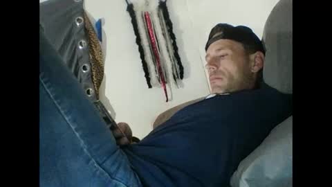 cumslutboi27 online show from January 28, 3:04 am